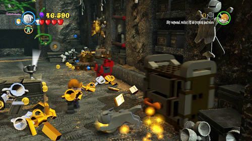 Silną postacią ciągniemy za pomarańczowy uchwyt, po zniszczeniu skrzyni, wylecą niewidzialne klocki - Klęska złodzieja | Znajdźki - Rok 7 | LEGO Harry Potter Lata 5-7 - LEGO Harry Potter: Lata 5-7 - poradnik do gry