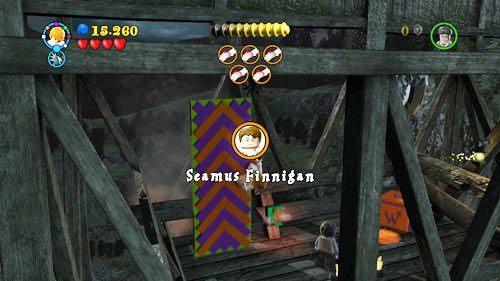 W pobliżu pająka należy wygaszaczem umieścić światło, uzyskamy w ten sposób pudło Weasleów - Paląc mosty | Znajdźki - Rok 7 | LEGO Harry Potter Lata 5-7 - LEGO Harry Potter: Lata 5-7 - poradnik do gry