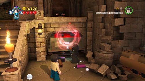 Po zejściu schodami w dół używamy czarnej magii na przedmiotach tam się znajdujących - Paląc mosty | Znajdźki - Rok 7 | LEGO Harry Potter Lata 5-7 - LEGO Harry Potter: Lata 5-7 - poradnik do gry