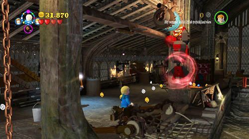 Kiedy uniesiemy czarną rybę, blokującą nam dalszą drogę możemy zniszczyć ją czarną magią za co otrzymamy szton Profesor Snape - Łzy Snapea | Znajdźki - Rok 7 | LEGO Harry Potter Lata 5-7 - LEGO Harry Potter: Lata 5-7 - poradnik do gry