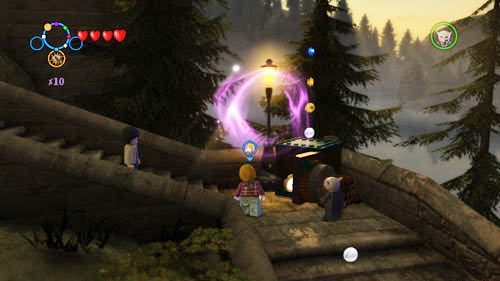 Jezioro - postacią z kluczem otwieramy sejf i znajdujemy szton Profesor Binns - Dodatkowe sztony postaci - Hogwart (5) | Dodatkowe znajdźki | LEGO HP Lata 5-7 - LEGO Harry Potter: Lata 5-7 - poradnik do gry