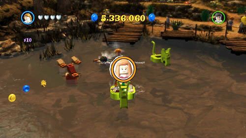 Małe jezioro - by dostać się do środka niszczymy srebrną kłódkę zaklęciem Lumos - Dodatkowe sztony postaci - Hogwart (5) | Dodatkowe znajdźki | LEGO HP Lata 5-7 - LEGO Harry Potter: Lata 5-7 - poradnik do gry