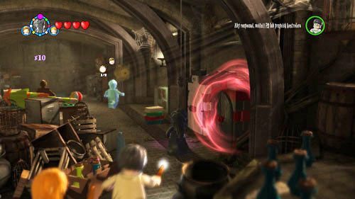 Magazyn Weasleów - musimy zniszczyć przy pomocy czarnej magii drzwi po prawej stronie sali - Uczniowie w niebezpieczeństwie (2) | Dodatkowe znajdźki | LEGO HP Lata 5-7 - LEGO Harry Potter: Lata 5-7 - poradnik do gry