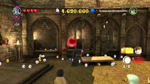 Miejsce: Okrągły dziedziniec - Czerwone klocki | Dodatkowe znajdźki | LEGO Harry Potter Lata 5-7 - LEGO Harry Potter: Lata 5-7 - poradnik do gry