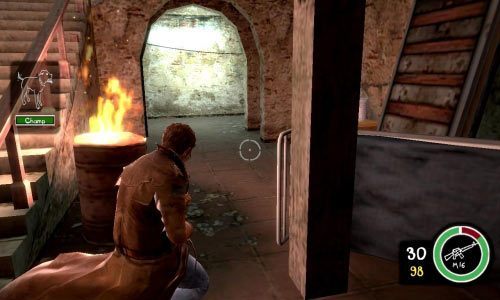 Wejdź do środka i uważaj na wrogów czających się na schodach i tych wychodzących z prawej - Ścieżka Zła - Champ Rescue | Opis przejścia Postal III - Postal III - poradnik do gry