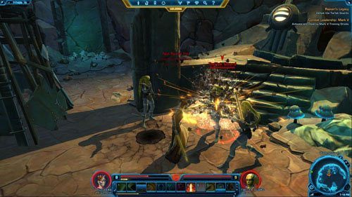 Następnie zwróć uwagę na wielką klatkę, która stoi obok - (L07) Rajivaris Legacy | Jedi Consular | Star Wars The Old Republic - Star Wars: The Old Republic - poradnik do gry