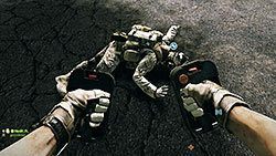 Od pierwszych chwil gracz ma do dyspozycji apteczkę, która rzucona w pobliżu kompana (lub samego siebie) natychmiast przyspiesza regenerację zdrowia - Szturmowiec | Klasy i Specjalizacje | Battlefield 3 - Battlefield 3 - poradnik do gry