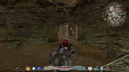 Po rozmowie z Lee w zadaniu Kamień Postępu skieruj się do Lorika (M4, 2) strzegącego bramy (obrazek powyżej) - Cztery stare kamienie (1) | Opis przejścia gry Arcania Fall of Setarrif - Arcania: Fall of Setarrif - poradnik do gry