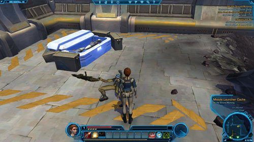 Po prostu wciśnij przycisk widoczny na ekranie, aby porozmawiać z Gearboksem przez holokom - (L02) Hit the Ground Running | Trooper | Star Wars The Old Republic - Star Wars: The Old Republic - poradnik do gry