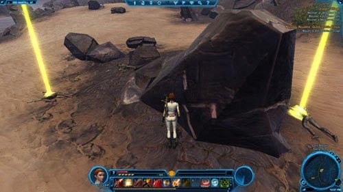 Po zebraniu wszystkich trzech przedmiotów (lub nawet w czasie wykonywania tej czynności) kieruj się na północ drogą pokazaną przez strzałki - (L06) Oradam Village | Trooper | Star Wars The Old Republic - Star Wars: The Old Republic - poradnik do gry