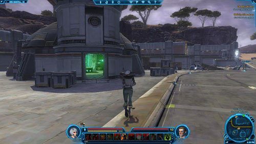 W środku utniesz krótką pogawędkę z żoną Trymbo, Loondą - (L06) Deadly Delivery | Smuggler | Star Wars The Old Republic - Star Wars: The Old Republic - poradnik do gry