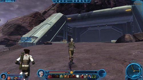 Przedrzyj się przez sieć korytarzy do wyjścia na odkryty, otoczony lawą plac - (L11) Hitting Where it Hurts (1) | Smuggler | Star Wars The Old Republic - Star Wars: The Old Republic - poradnik do gry