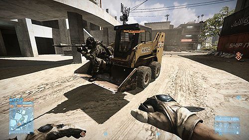 Po pierwsze, jeden z graczy może zająć stanowisko na - Spycharka | Pojazdy w Battlefield 3 Powrót do Karkand - Battlefield 3: Powrót do Karkand - poradnik do gry