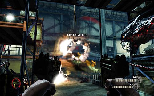 Przejdź do głównego pomieszczenia magazynu i zachowaj ostrożność, bo okolica jest okupowana przez silnie uzbrojonych przeciwników - Q and A (3) | Opis przejścia The Darkness II - The Darkness II - poradnik do gry