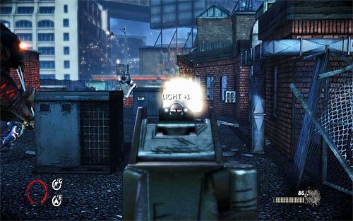 Przesuwaj się stopniowo do przodu, eliminując kolejnych wrogów z odległości (możliwość wycelowania w kolejne butle z propanem) lub w bezpośrednich starciach (chowanie się za zasłonami w oczekiwaniu na ich przybycie) - Deal With the Devil (2) | Opis przejścia The Darkness II - The Darkness II - poradnik do gry