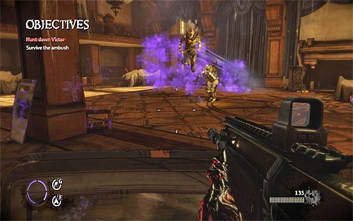 Jeżeli natomiast chodzi o przeciwników, w trakcie rozgrywania tej części bitwy musisz uważać na dwóch elitarnych wrogów (jeden z bronią palną i jeden z bronią białą) - Homecoming (1) | Opis przejścia The Darkness II - The Darkness II - poradnik do gry