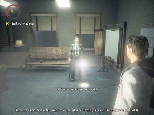 Gdy Sara włączy oświetlenie, wprowadzi Cię do swojego gabinetu - Alan Wake: Nocne życie Bright Falls (1) | Odcinek 5- Pstrykacz | Solucja - Alan Wake - poradnik do gry