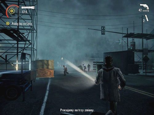 Dotrzecie do skrzyżowania, na którym spotkasz sporo wrogów - Alan Wake: Nocne życie Bright Falls (1) | Odcinek 5- Pstrykacz | Solucja - Alan Wake - poradnik do gry