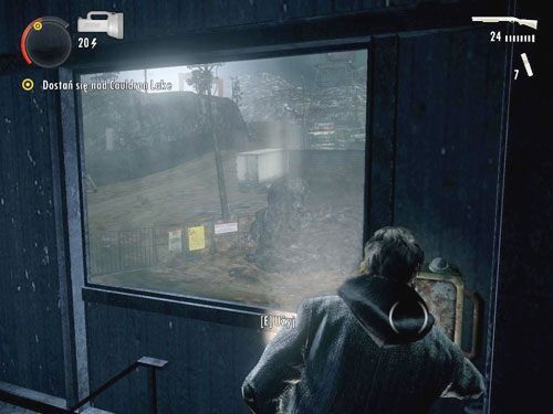 Po prawej stronie zobaczysz wjazd do złomowiska - Alan Wake: W drodze nad Cauldron Lake (2) | Odcinek 6- Odjazd | Solucja - Alan Wake - poradnik do gry