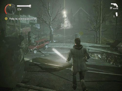 Po wyjściu ze sklepu idź prosto, przejdź po drewnianych paletach przez ogrodzenie - Alan Wake: Odcinek specjalny 1- Sygnał (1) | Odcinki specjalne | Solucja - Alan Wake - poradnik do gry
