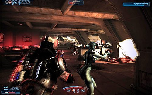 Tak jak wcześniej, radzę na spokojnie zbadać zabezpieczoną lokację - Mass Effect 3: Priorytet, SurKesh - solucja, opis przejścia - Mass Effect 3 - poradnik do gry