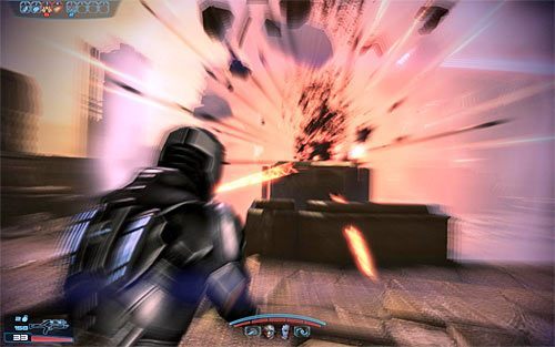 Zacznij BIEC w stronę widocznego w oddali Żniwiarza, który będzie się oczywiście starał się Ciebie zabić - Mass Effect 3: Priorytet, Tuchanka - solucja, opis przejścia - Mass Effect 3 - poradnik do gry