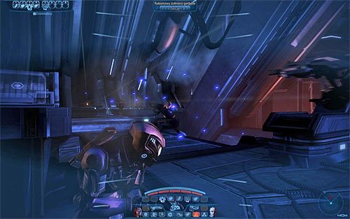 To prawdopodobnie Twoje pierwsze spotkanie z gethami, tak więc pamiętaj o stosowaniu amunicji, granatów i mocy skutecznych w pokonywaniu syntetycznych przeciwników - Mass Effect 3: Priorytet, Pancernik gethów - solucja, opis przejścia - Mass Effect 3 - poradnik do gry