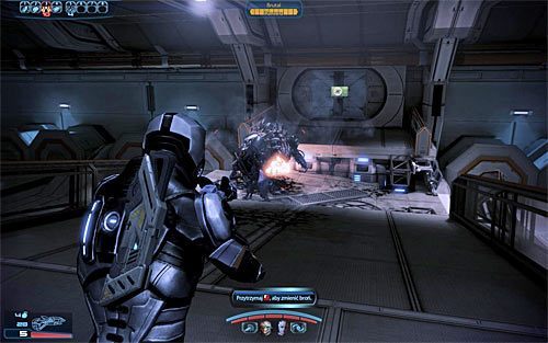 Bitwa rozpocznie się tuż po tym jak zeskoczysz na zniszczony fragment rampy - Mass Effect 3: Priorytet, Horyzont - solucja, opis przejścia - Mass Effect 3 - poradnik do gry