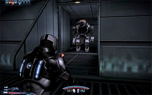 Obejrzyj efektowną cut-scenkę, informującą Cię nie tylko o odblokowaniu dostępu do laboratoriów, ale także o konieczności rozprawienia się z nowymi jednostkami Cerberusa - Mass Effect 3: Priorytet, Kwatera główna Cerberusa - solucja, opis przejścia - Mass Effect 3 - poradnik do gry