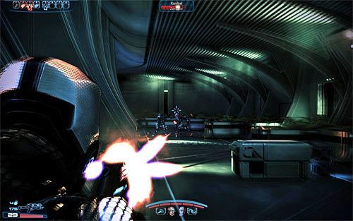 Rozejrzyj się za komputerem z nagraniem [20 PD], a następnie skieruj się do jedynych możliwych drzwi - Mass Effect 3: Kallini - Klasztor Ardat-Yakshi - solucja, opis przejścia - Mass Effect 3 - poradnik do gry