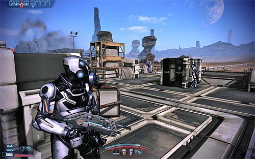 Do walk przystąpisz od razu po wylądowaniu, tak więc nie zapomnij porozstawiać członków swojej drużyny za zasłonami - Mass Effect 3: N7 - Centrala komunikacyjna - solucja, opis przejścia - Mass Effect 3 - poradnik do gry
