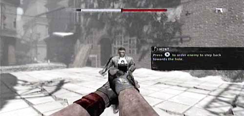 Podejdź do przejścia przez siatkę - Episode 2 - Home | I Am Alive - I Am Alive - poradnik do gry