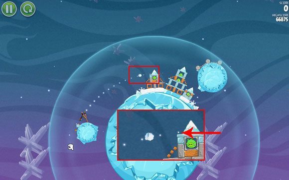 Ustaw tor lotu ptaka tak, aby przechodził tuż nad lodową podpórką przybliżoną na powyższym obrazku - Level 2 - 9, 10 | Cold Cuts | Angry Birds Space - Angry Birds Space - poradnik do gry