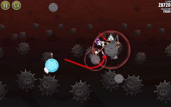 Drugiego ptaka skieruj już w stronę obszaru przyciągania - Level 3-26 | Danger Zone | Angry Birds Space - Angry Birds Space - poradnik do gry