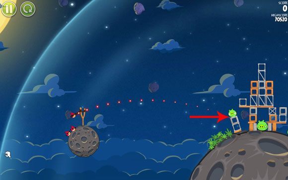 Twoim celem jest zaburzenie struktury całej konstrukcji - Level 1 - 4 | Pig Bang | Angry Birds Space - Angry Birds Space - poradnik do gry