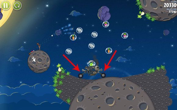 Twoim zadaniem jest zniszczenie pojazdu poprzez taka manipulację asteroidami aby spadały w okolice kół - Level 1 - 30 | Pig Bang | Angry Birds Space - Angry Birds Space - poradnik do gry