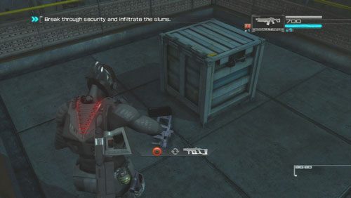 Po wyjściu po schodach możemy udać się w prawo by odnaleźć szybko strzelny karabin lub przejść przez drzwi po lewej na teren naszych przyszłych zmagań - Rozdział 1 Hit and Run (2) | Opis przejścia Binary Domain - Binary Domain - poradnik do gry