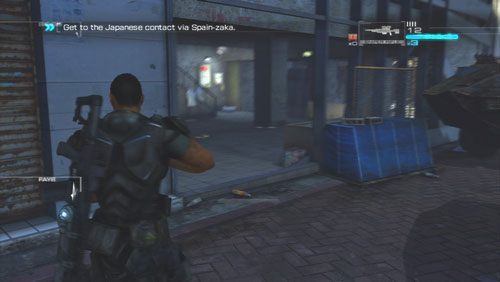 Gdy dojdziemy do pojazdu opancerzonego blokującego drogę, wchodzimy do budynku po lewej i wychodzimy po schodach na piętro, zabijając przy tym kilka robotów - Rozdział 2 Yearn For Refuge (1) | Opis przejścia Binary Domain - Binary Domain - poradnik do gry