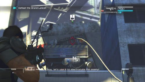 Gdy robot znajdzie się między budynkami zestrzeliwujemy kabel linii energetycznej zaczepiony na sąsiednim budynku - Rozdział 2 Yearn For Refuge (1) | Opis przejścia Binary Domain - Binary Domain - poradnik do gry