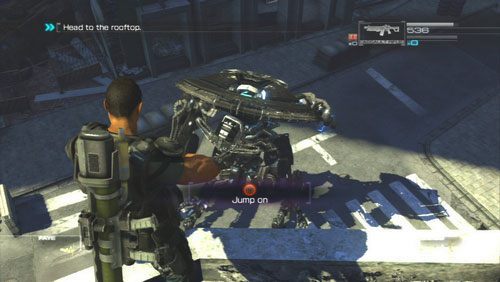 Wspinamy się na dach zwiedzanego wcześniej budynku, pozbywamy się pomniejszych przeciwników i skaczemy na głowę robota - Rozdział 2 Yearn For Refuge (1) | Opis przejścia Binary Domain - Binary Domain - poradnik do gry