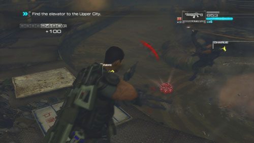 Przechadzając się ściekami wpadniemy na małe czerwone pajączki [6], które po zbliżeniu się do nas zwijają się w kłębek i wybuchają - Rozdział 2 Yearn For Refuge (4) | Opis przejścia Binary Domain - Binary Domain - poradnik do gry