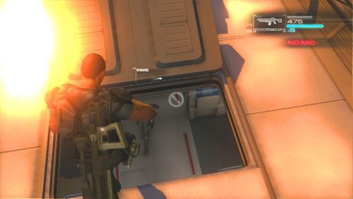 [2] Po przygodzie na dachu pociągu wejdziemy z powrotem do środka - Rozdział 4 | Bonusy (Secur-Com) Binary Domain - Binary Domain - poradnik do gry