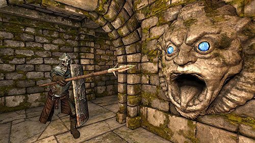 Po umieszczeniu klejnotów w oczodołach rzeźby (po powrocie z punktu 23), brama otworzy się i natychmiast zostaniesz zaatakowany przez najsilniejszego to tej pory przeciwnika - Szkieleta z włócznią - Poziom 1 - Into The Dark (W Ciemność) | Opis przejścia | Dragon Age II - Legend of Grimrock - poradnik do gry