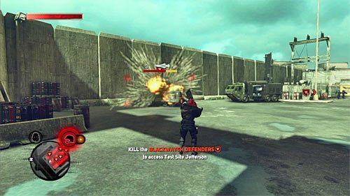 Niezależnie od tego w jaki sposób pozyskałeś wyrzutnię proponuję użyć jej do zniszczenia stacjonującego przed ośrodkiem pojazdu opancerzonego - 7 - Feeding Time | Główny wątek fabularny Prototype 2 - Prototype 2 - poradnik do gry