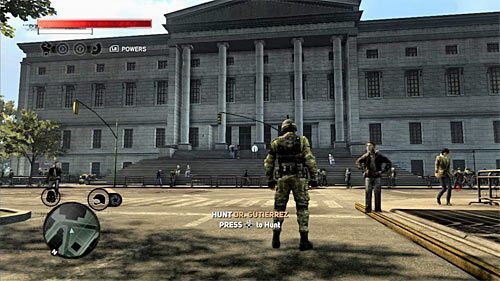 Poszukiwany naukowiec stoi przed wejściem do dużego budynku w południowo-wschodniej części zielonej strefy i jego lokalizacja to [960, 1495] - 19 - A Maze of Blood | Główny wątek fabularny Prototype 2 - Prototype 2 - poradnik do gry