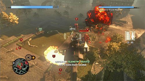 W dalszej części bitwy na placu pojawi się kilka hydr i radzę osłabiać je w przerwach pomiędzy atakowaniem bardziej ruchliwych potworów, które przedostają się w pobliże ciężarówki - 23 - Predator and Prey | Główny wątek fabularny Prototype 2 - Prototype 2 - poradnik do gry