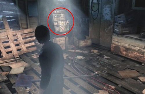 Wejdź do pierwszego domku po prawej stronie, który zobaczysz (ten obok, którego znajduje się akumulator) - Misja główna - automat Jail Break | Devils Pitstop | Silent Hill Downpour - Silent Hill: Downpour - poradnik do gry