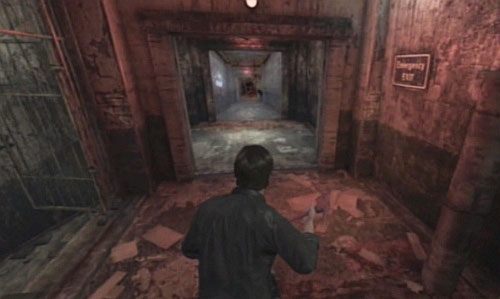 Biegnij korytarzem i przy pierwszej możliwości skręć w lewo, potem w prawo - Misja główna - inny wymiar | Budenk Centennial | Silent Hill Downpour - Silent Hill: Downpour - poradnik do gry