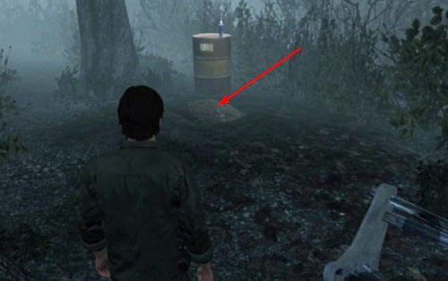 Zanim dojdziesz do notatki, zobaczysz kolejną beczkę ze świecami - Misje poboczne (1) | Silent Hill cz.3 | Silent Hill Downpour - Silent Hill: Downpour - poradnik do gry