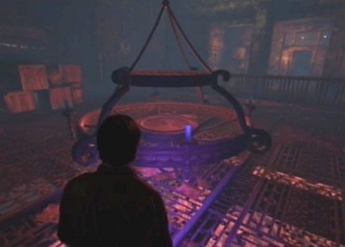 Wróć na dół i na żyrandolu użyj Blue Candles, a następnie Lighter - Misja główna - inny wymiar, pomieszczenie ze sceną | Klasztor - Silent Hill: Downpour - poradnik do gry